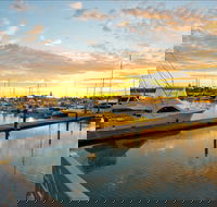 Gladstone - Phillip Island Accommodation
