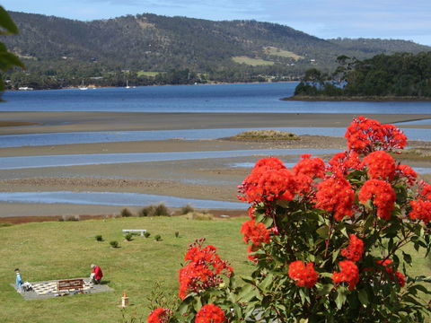 Inverawe Native Gardens - Phillip Island Accommodation 1