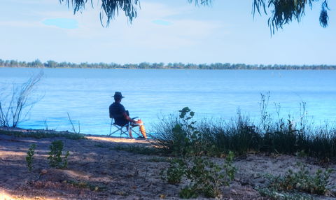 Lake Benanee - Phillip Island Accommodation 2