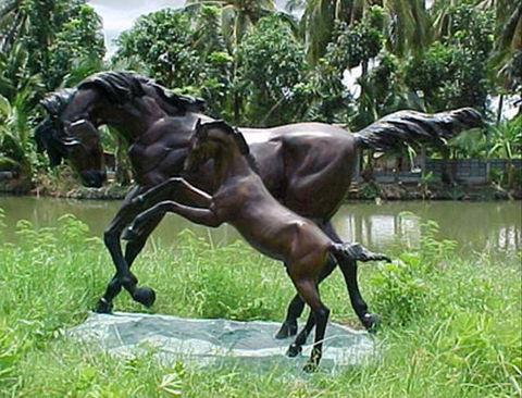 Summerland Antiques And Garden Centre - Phillip Island Accommodation 0