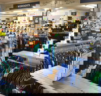 Jack Evans Workwear - Phillip Island Accommodation