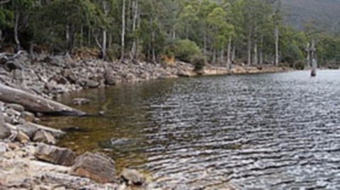 Lake Rowallan - Phillip Island Accommodation 0