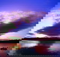 Currumbin Waters - Phillip Island Accommodation