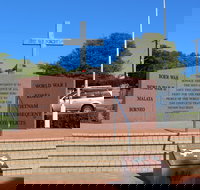 Port Lincoln War Memorial - Phillip Island Accommodation