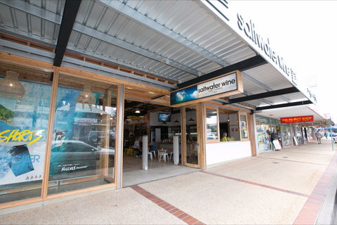 Saltwater Wine Surf Centre: Port Macquarie - Phillip Island Accommodation 1