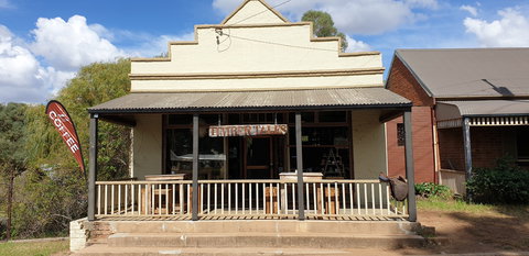 Timber Tales - Phillip Island Accommodation 0