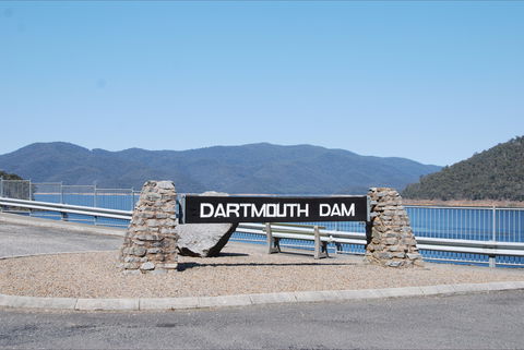 Dartmouth Dam Wall Picnic Area - Phillip Island Accommodation 0