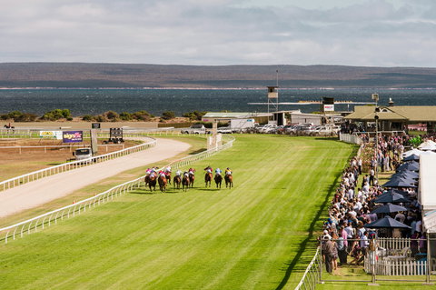 Port Lincoln Racing Club Inc - Phillip Island Accommodation 0