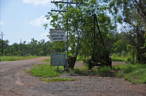 Grove Hill Hotel - Phillip Island Accommodation 1