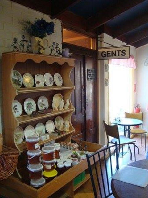 Train Stop Antiques - Phillip Island Accommodation 1