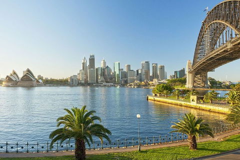 Sydney Airport Transfers : Sydney City To Sydney Airport SYD In Business Car - Phillip Island Accommodation 8