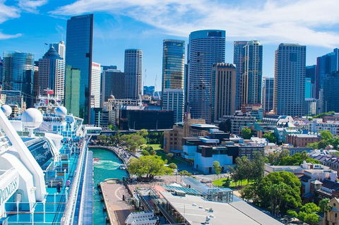 Sydney Airport Transfers : Sydney City To Sydney Airport SYD In Business Car - Phillip Island Accommodation 7