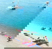 2.5hr Gold Coast Kayaking  snorkelling tour - Phillip Island Accommodation