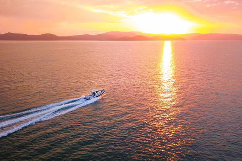 Sunset Cruise Private Charter Hamilton Island - Phillip Island Accommodation 0