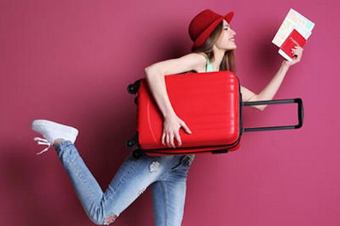 SHUTTLE - CAIRNS AIRPORT TO PORT DOUGLAS (or Reverse) - Phillip Island Accommodation 0