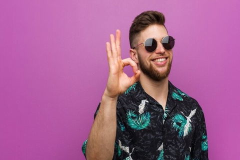 SHUTTLE - Port Douglas And Craiglie Return Transfer - Phillip Island Accommodation 0