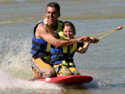 Cable Ski Cairns - Phillip Island Accommodation 1