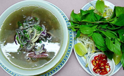 Saigon Palace Vietnamese Cuisine - Phillip Island Accommodation 1