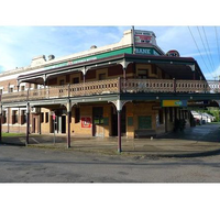 Bank Hotel Dungog - Phillip Island Accommodation