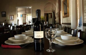 Grand Hotel (Mount Morgan) - Phillip Island Accommodation 2