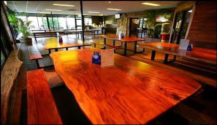 Litchfield Pub - Phillip Island Accommodation 3