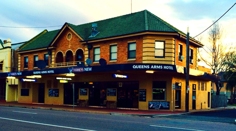Queens Arms Hotel - Phillip Island Accommodation 0