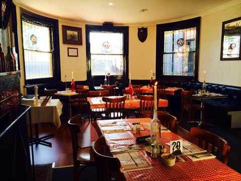 Queens Arms Hotel - Phillip Island Accommodation 2