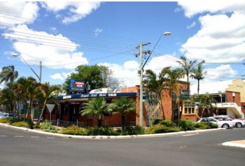 Royal Hotel Motel - Phillip Island Accommodation 1