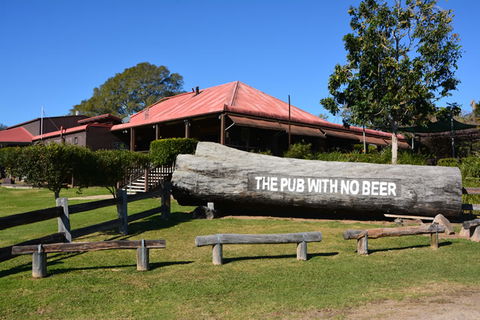 The Pub With No Beer - Phillip Island Accommodation 2