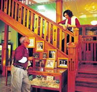 Hotel Corones - Phillip Island Accommodation