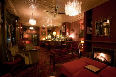 Back Bar Cocktail Lounge & Function Venue - Phillip Island Accommodation 0