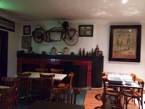 Queens Arms Hotel - Phillip Island Accommodation 3