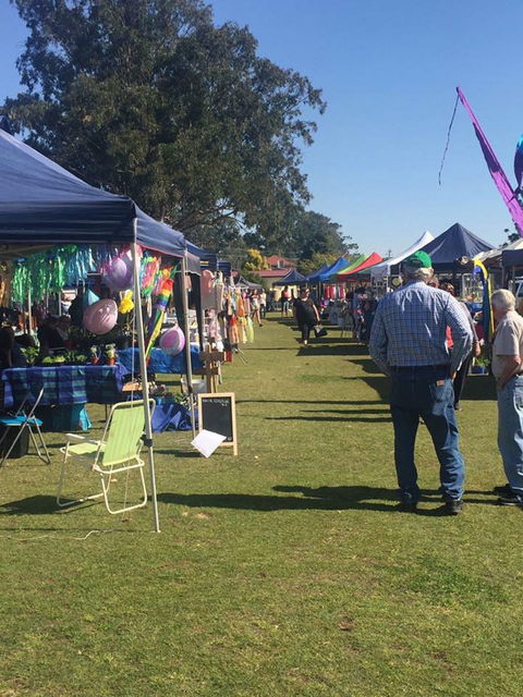 Casino Golf Club Markets - Phillip Island Accommodation 0