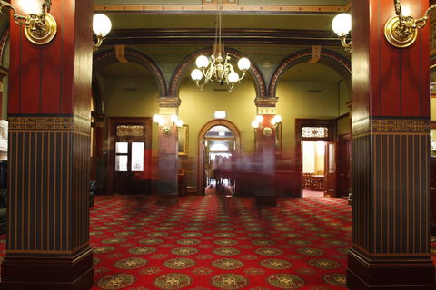 Free Tour Of NSW Parliament - Phillip Island Accommodation 0
