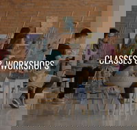 Small Leather Goods Making DIY Class - Phillip Island Accommodation