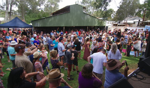 Swan Hill Region Food And Wine Festival Cruise - Phillip Island Accommodation 1