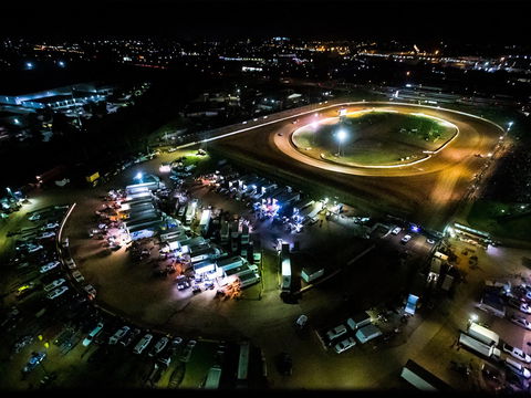Valvoline Raceway's Opening Night - Phillip Island Accommodation 0