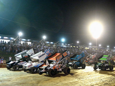Valvoline Raceway's Opening Night - Phillip Island Accommodation 1
