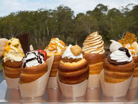 Gosford Night Markets - Phillip Island Accommodation 1