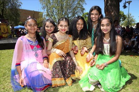 Griffith Spring Fest -  Multicultural Festival - Phillip Island Accommodation 2