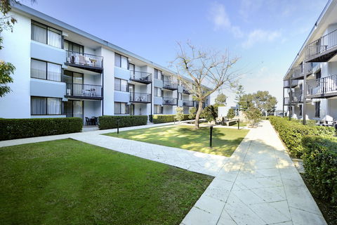 Lodestar Waterside Apartments - Phillip Island Accommodation 0