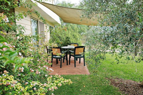 Starline Alpacas Farmstay Resort - Phillip Island Accommodation 2