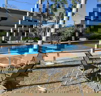 Pine Tree Motel - Phillip Island Accommodation