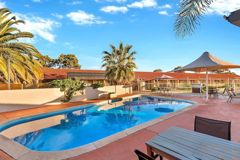 Alexander Motel Whyalla - Phillip Island Accommodation 0