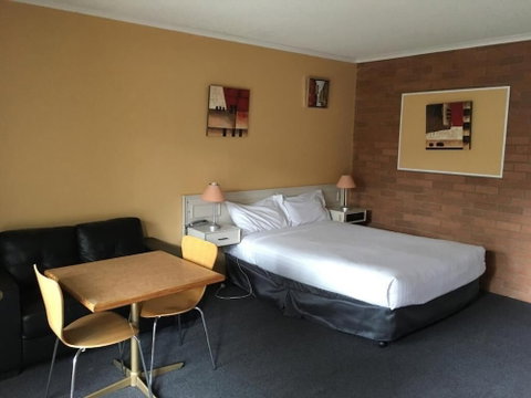 Essendon Motel - Phillip Island Accommodation 4