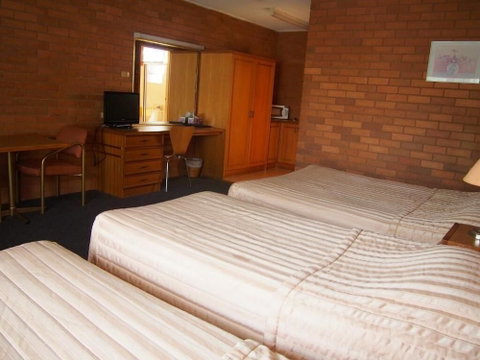 Essendon Motel - Phillip Island Accommodation 5