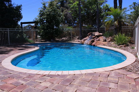 Margaret River Motel - Phillip Island Accommodation 1