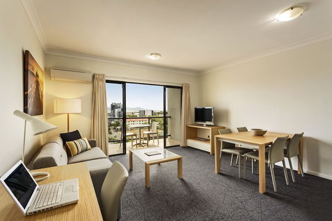 Aligned Corporate Residences Townsville - Phillip Island Accommodation 6