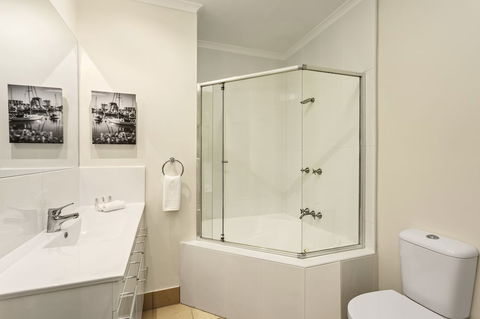 Aligned Corporate Residences Townsville - Phillip Island Accommodation 5