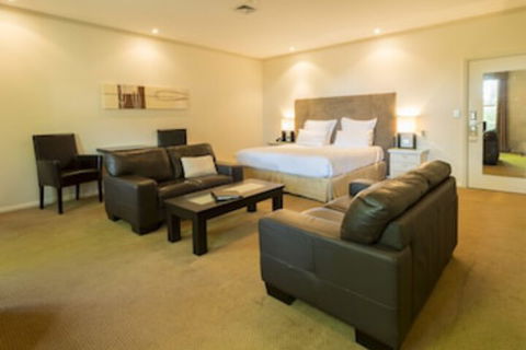 Beau Monde International - Phillip Island Accommodation 0
